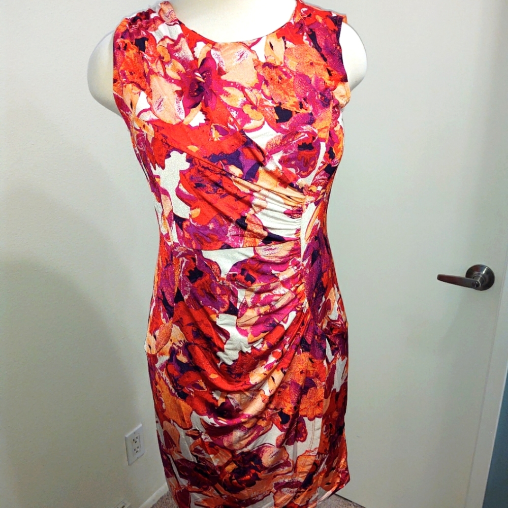 NWT Dana Buchman lovely floral sleeveless dress - sz Large